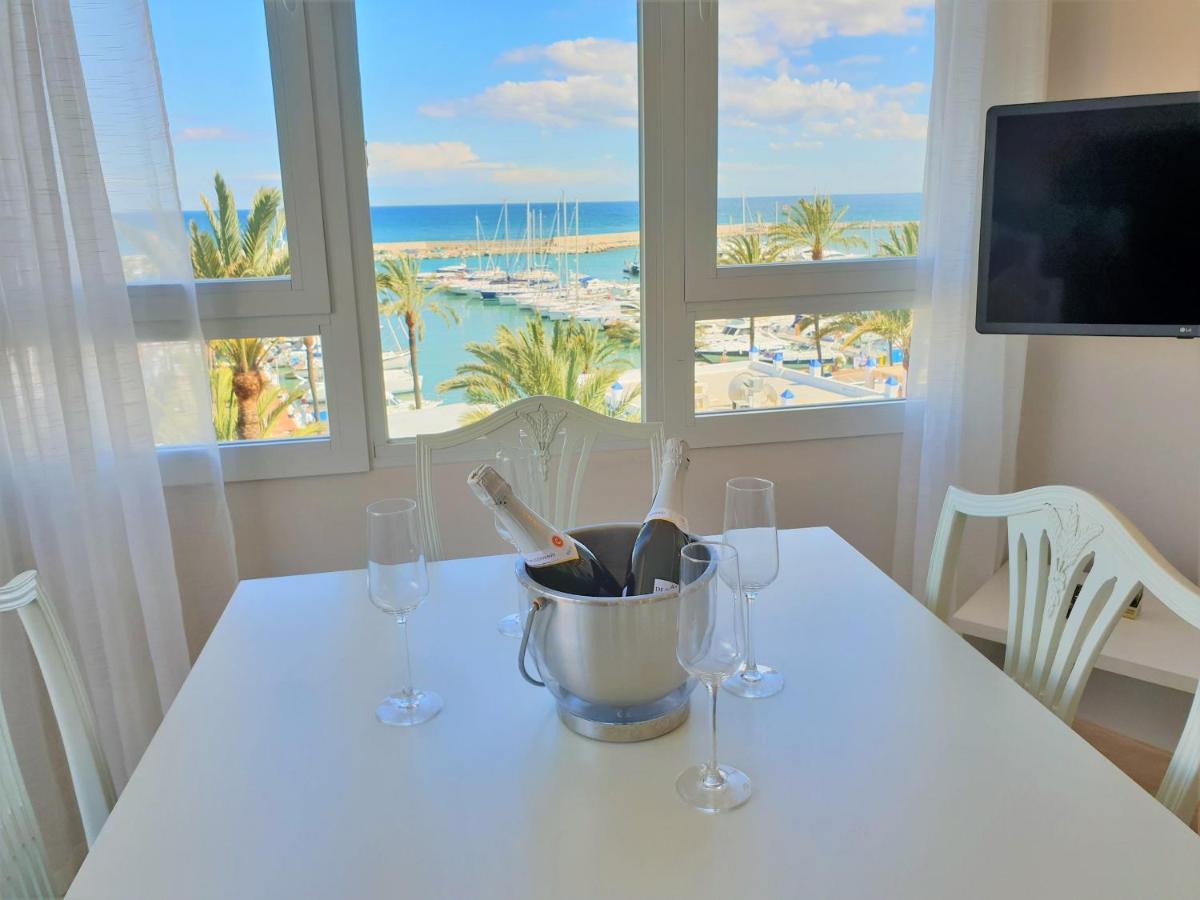 Fantastic Apartment B In Front Of The Sea & Marina Естепона Екстериор снимка